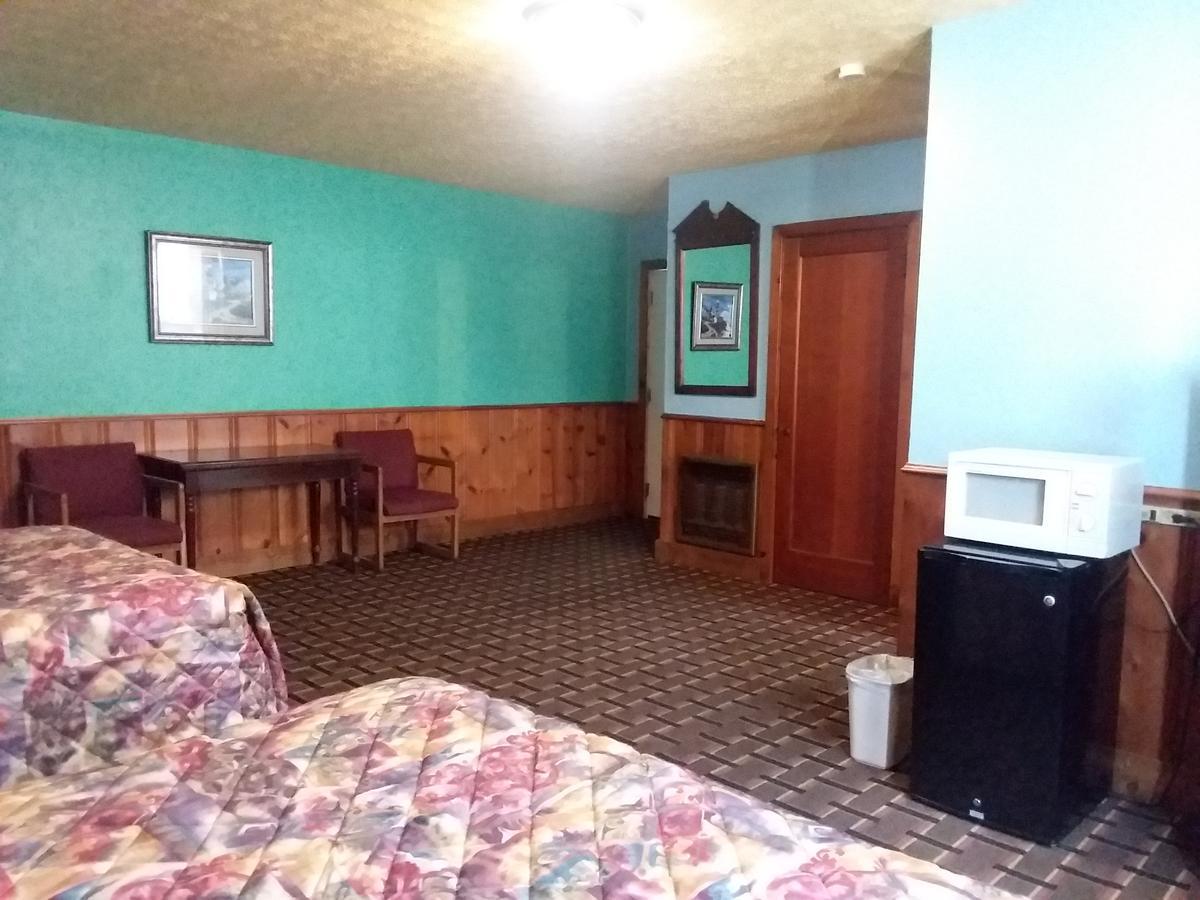 Scenic River Inn Motel Wartburg Kültér fotó